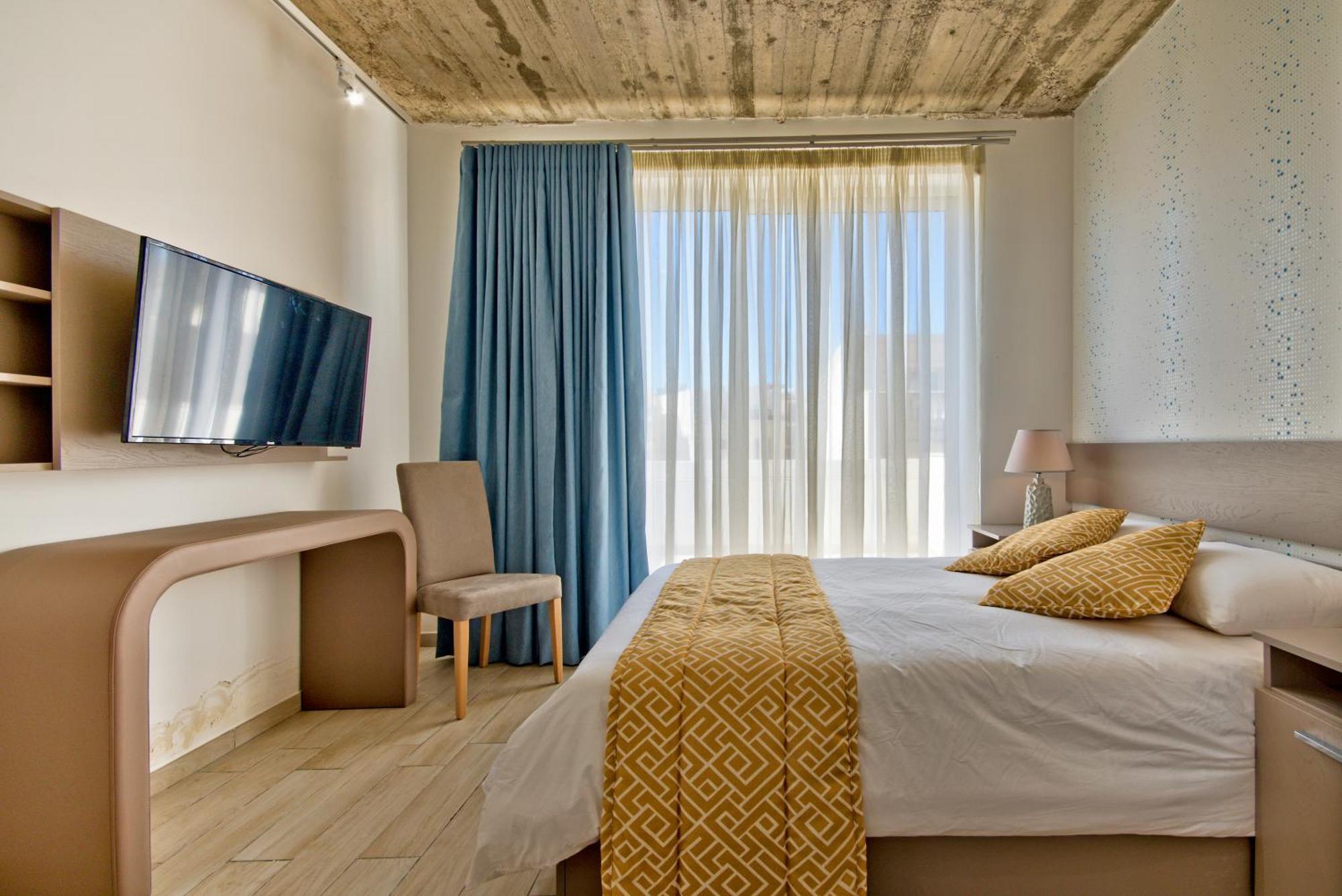 Cozy Rooms Hotel Sliema Bagian luar foto