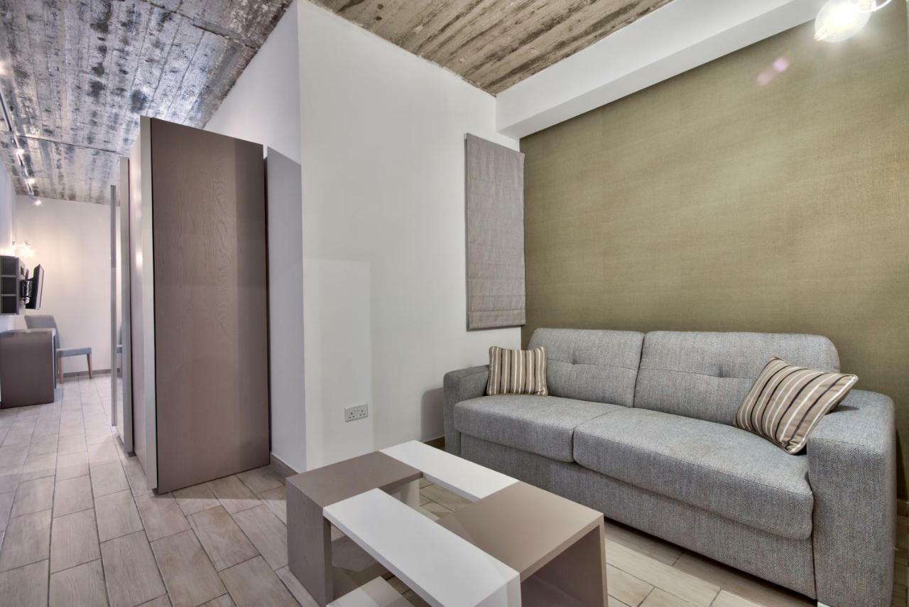 Cozy Rooms Hotel Sliema Bagian luar foto