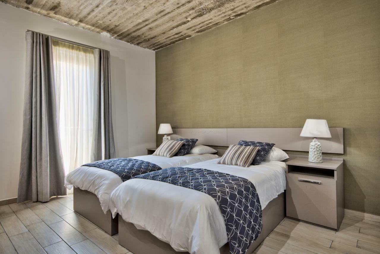 Cozy Rooms Hotel Sliema Bagian luar foto